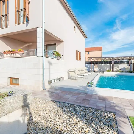 Villa Caro