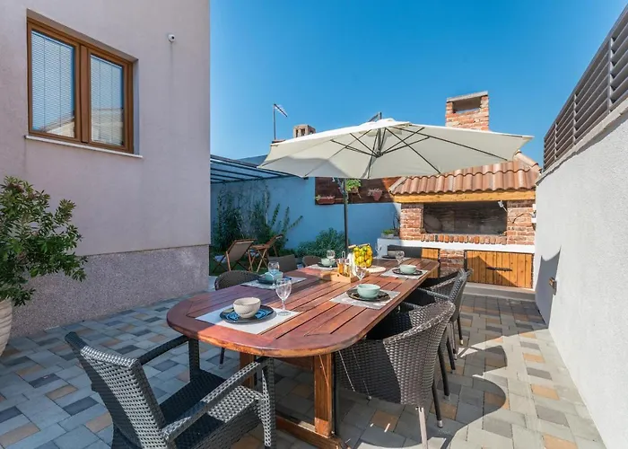 Caro 빌라 비오그라드나모루