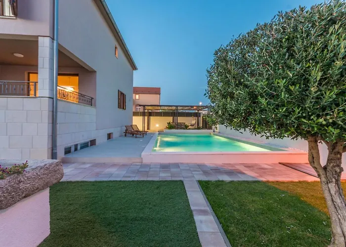 Caro 빌라 비오그라드나모루